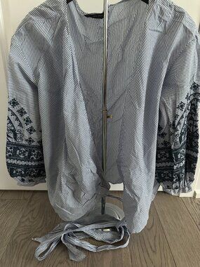 ZARA BASIC Striped Embroidered Tie-Hem Blouse Size M